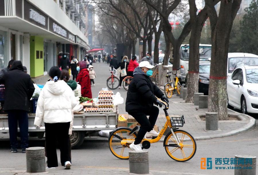 西安重启城市脉搏,全市恢复正常出行,烟火气回归进行时 西安重启城市脉搏,全市恢复正常出行,烟火气回归进行时