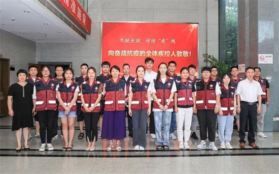 给大家讲解“炸 金花链接创建房间怎么弄”详细房卡教程