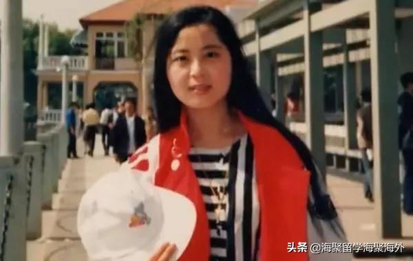 给大家讲解“新琉璃大厅牛牛金花房卡”详细房卡使用教程 给大家讲解“新琉璃大厅牛牛金花房卡”详细房卡使用教程