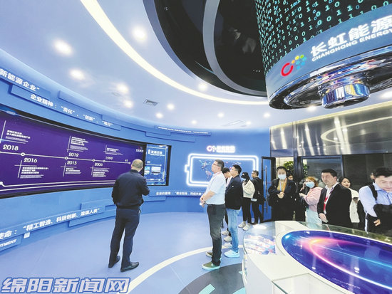 肩负时代使命 引领融媒新篇—记绵阳新闻传媒中心领导班子的担当与作为 肩负时代使命 引领融媒新篇—记绵阳新闻传媒中心领导班子的担当与作为