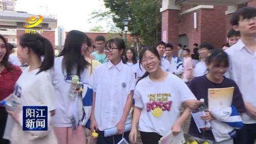 给大家讲解“如何在微信上买炸 金花房卡”详细房卡教程 给大家讲解“如何在微信上买炸 金花房卡”详细房卡教程