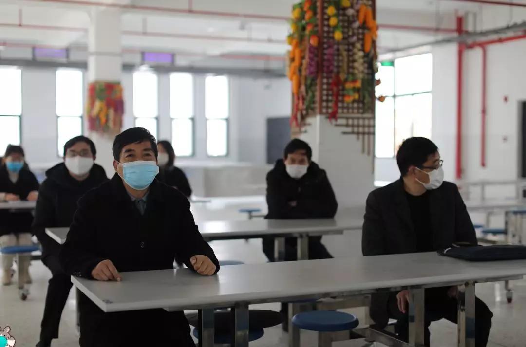 房卡必备教程“微信玩炸 金花怎么买房卡”获取房卡教程-哔哩哔哩