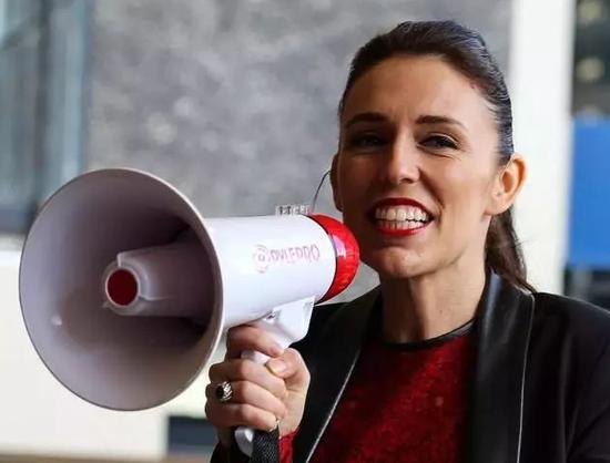 河北唐山精准划定24个封控区，筑牢疫情防控安全屏障