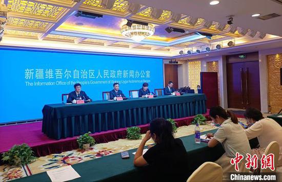 给大家讲解“金牛座大厅怎么买房卡”房卡详细充值