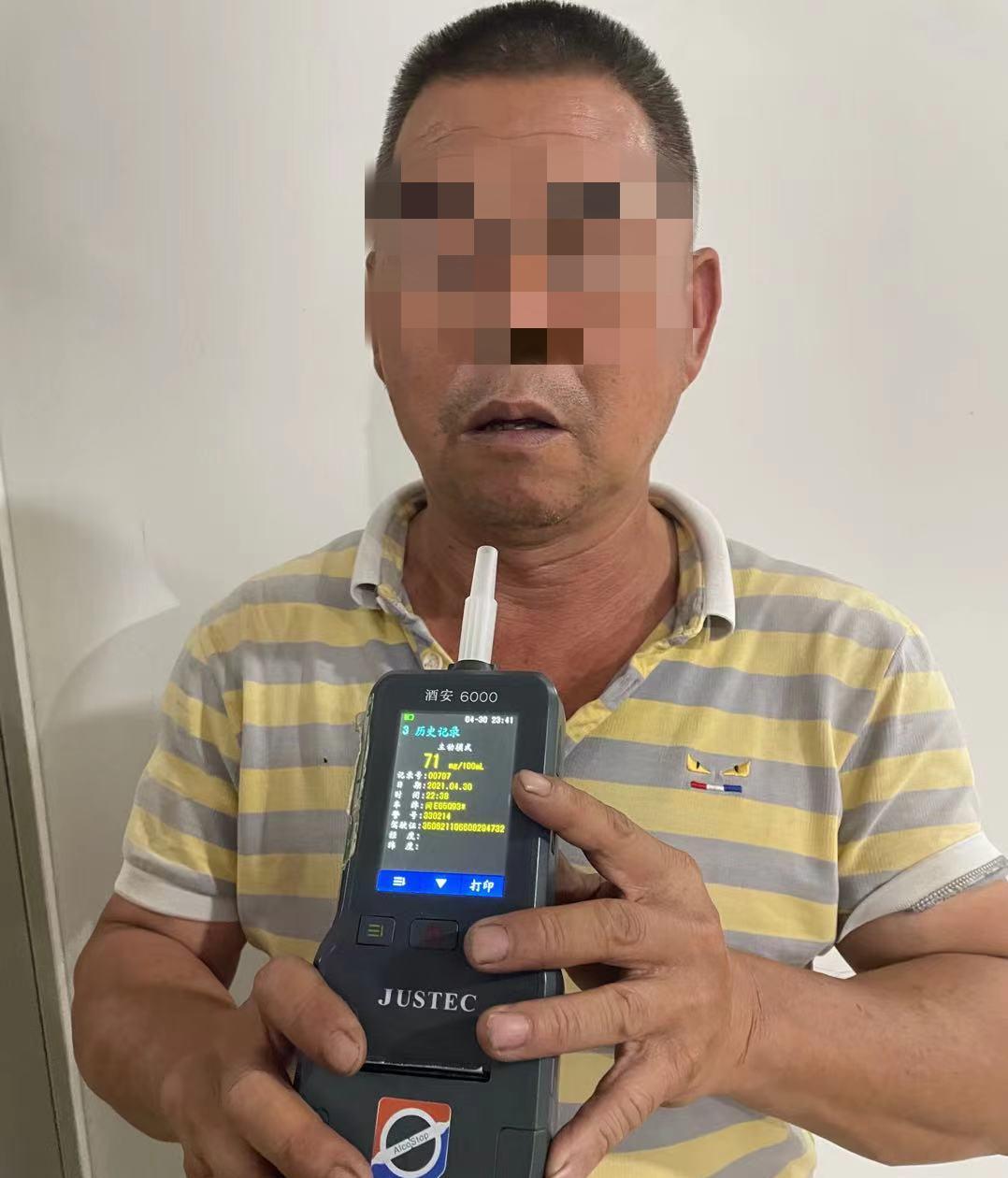 房卡必备教程“微信炸 金花房在哪里买房卡”房卡链接获取 房卡必备教程“微信炸 金花房在哪里买房卡”房卡链接获取