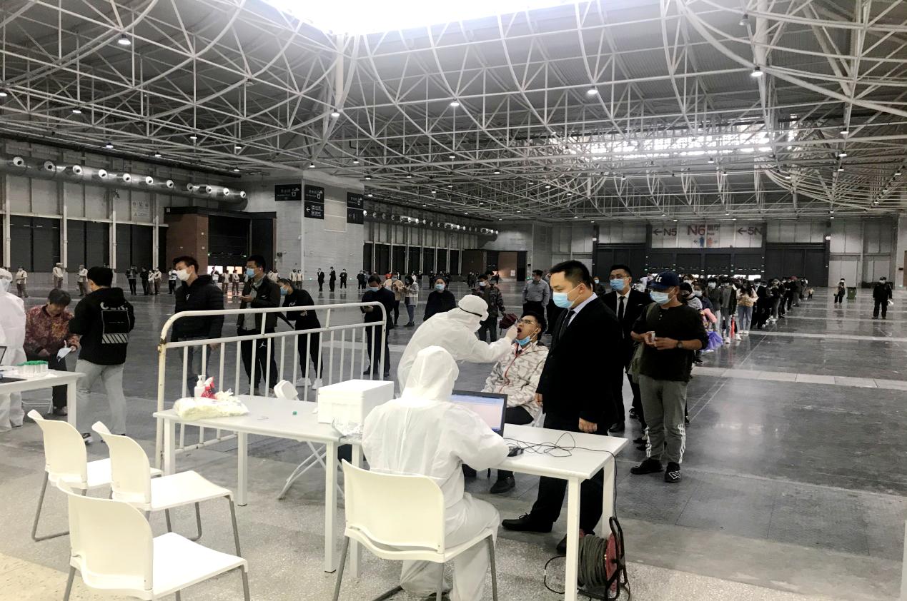 围城之暖，沈阳社区封闭下的坚韧与温情