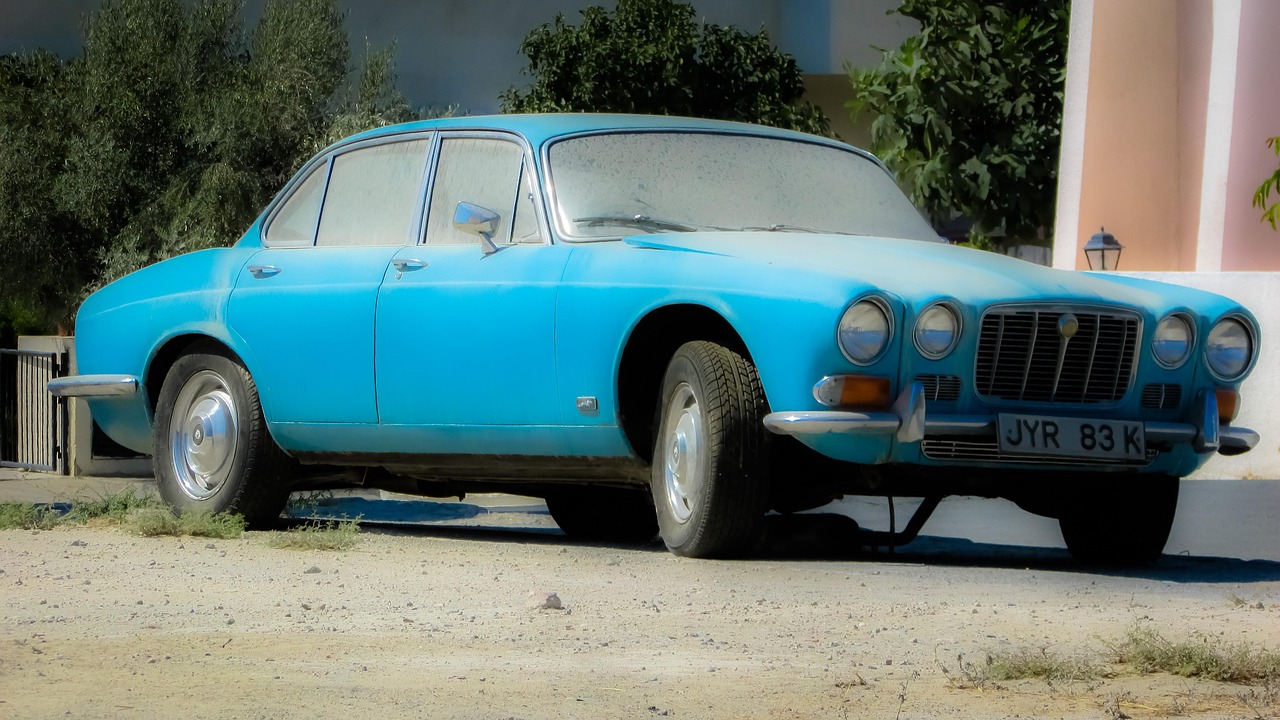 房卡必备教程“微信炸 金花斗牛牛房卡”详细房卡教程