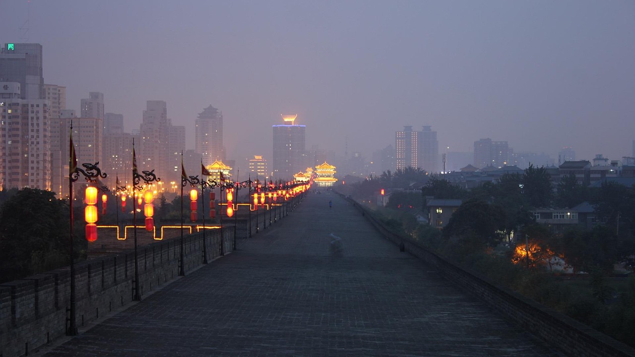 西安的极限,历史高温下的城市大考 西安的极限,历史高温下的城市大考
