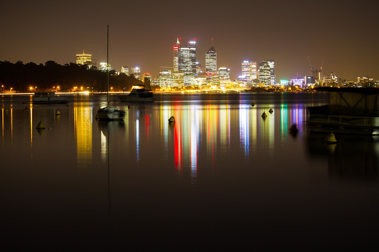 给大家讲解“微信群炸 金花如何创建房间”详细房卡教程