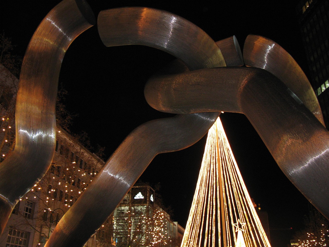 青岛出行指南,火车票几点开始放票?掌握这些技巧轻松购票! 青岛出行指南,火车票几点开始放票?掌握这些技巧轻松购票!