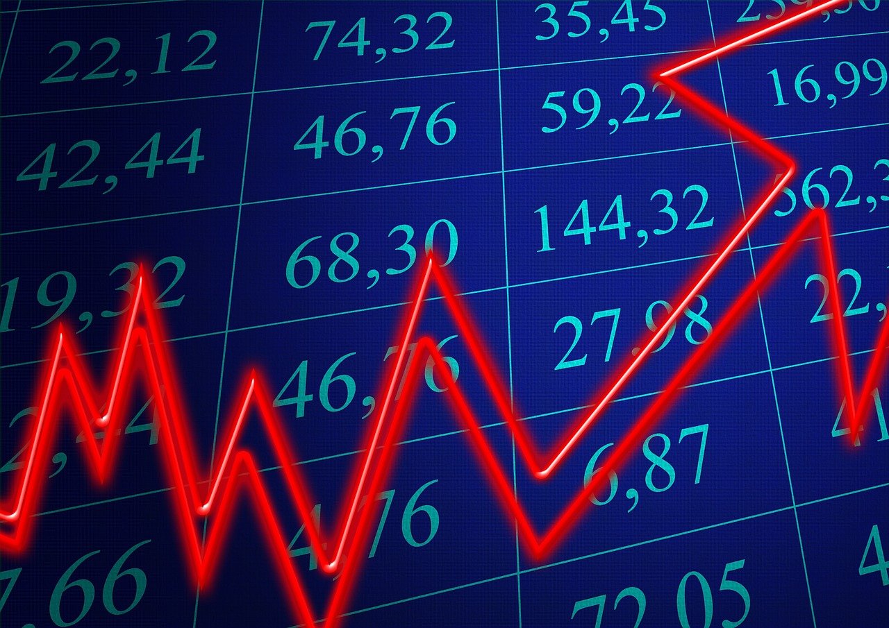 数据迷雾下的美国新冠不死人，一场被政治化的公共卫生危机