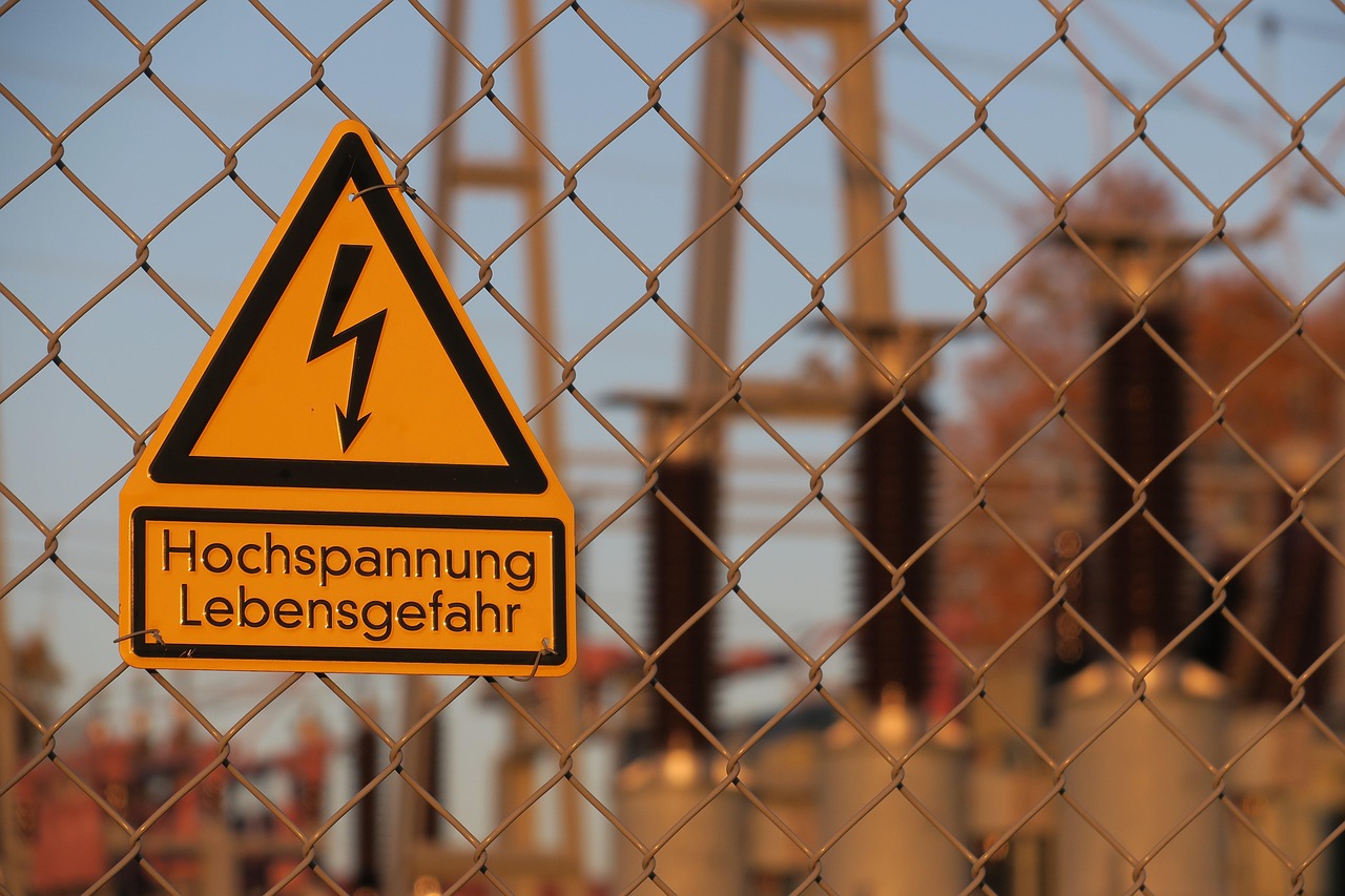 香港新增死亡2例，疫情下的生命警示与防控反思