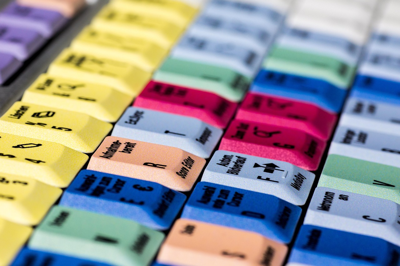 国内油价再度上调！今日24时起，加满一箱油或多花12元