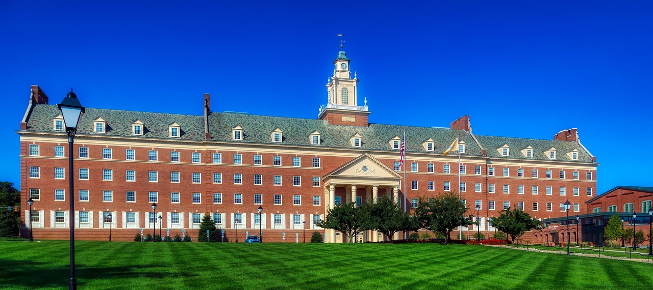 冠县金太阳学校，筑梦未来，育见光明的教育沃土